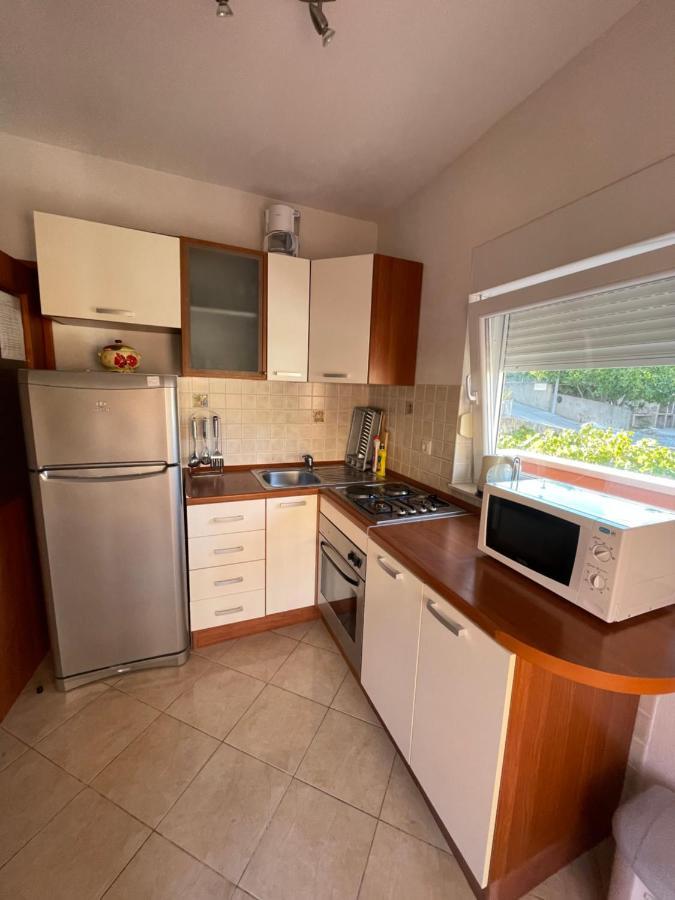Hotel Apartman Jukic à Marina Extérieur photo