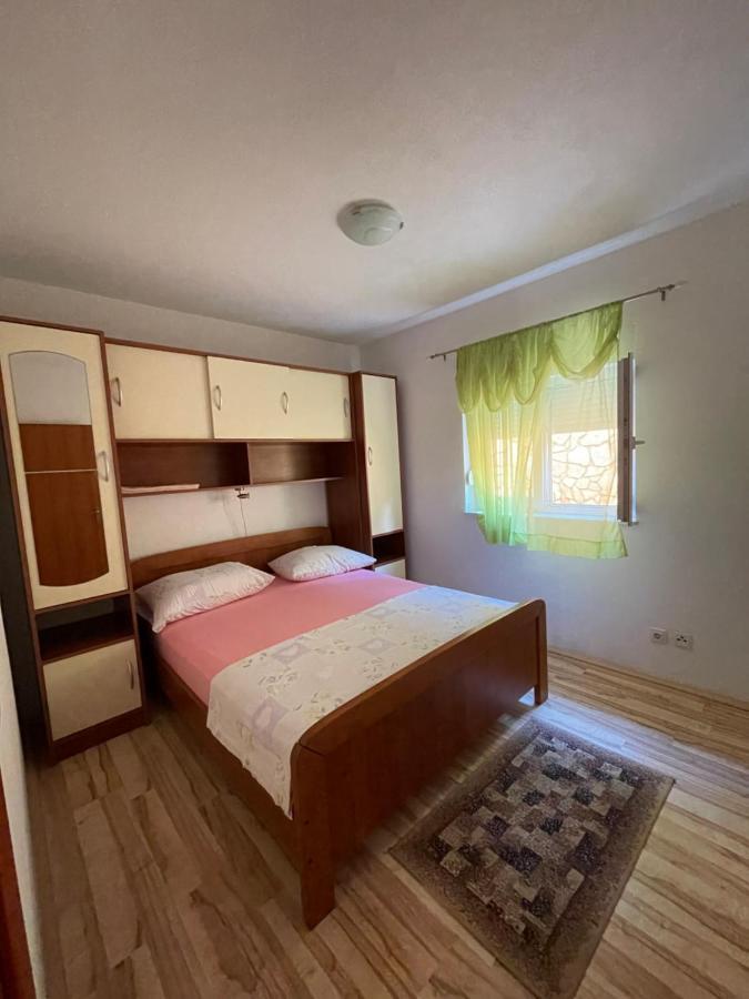 Hotel Apartman Jukic à Marina Extérieur photo