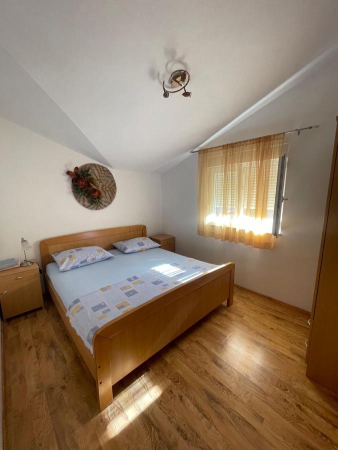 Hotel Apartman Jukic à Marina Extérieur photo