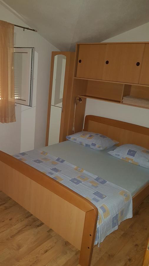 Hotel Apartman Jukic à Marina Extérieur photo